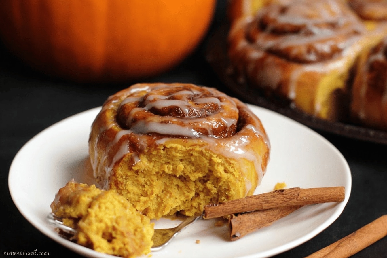 Pumpkin Spice Cinnamon Rolls